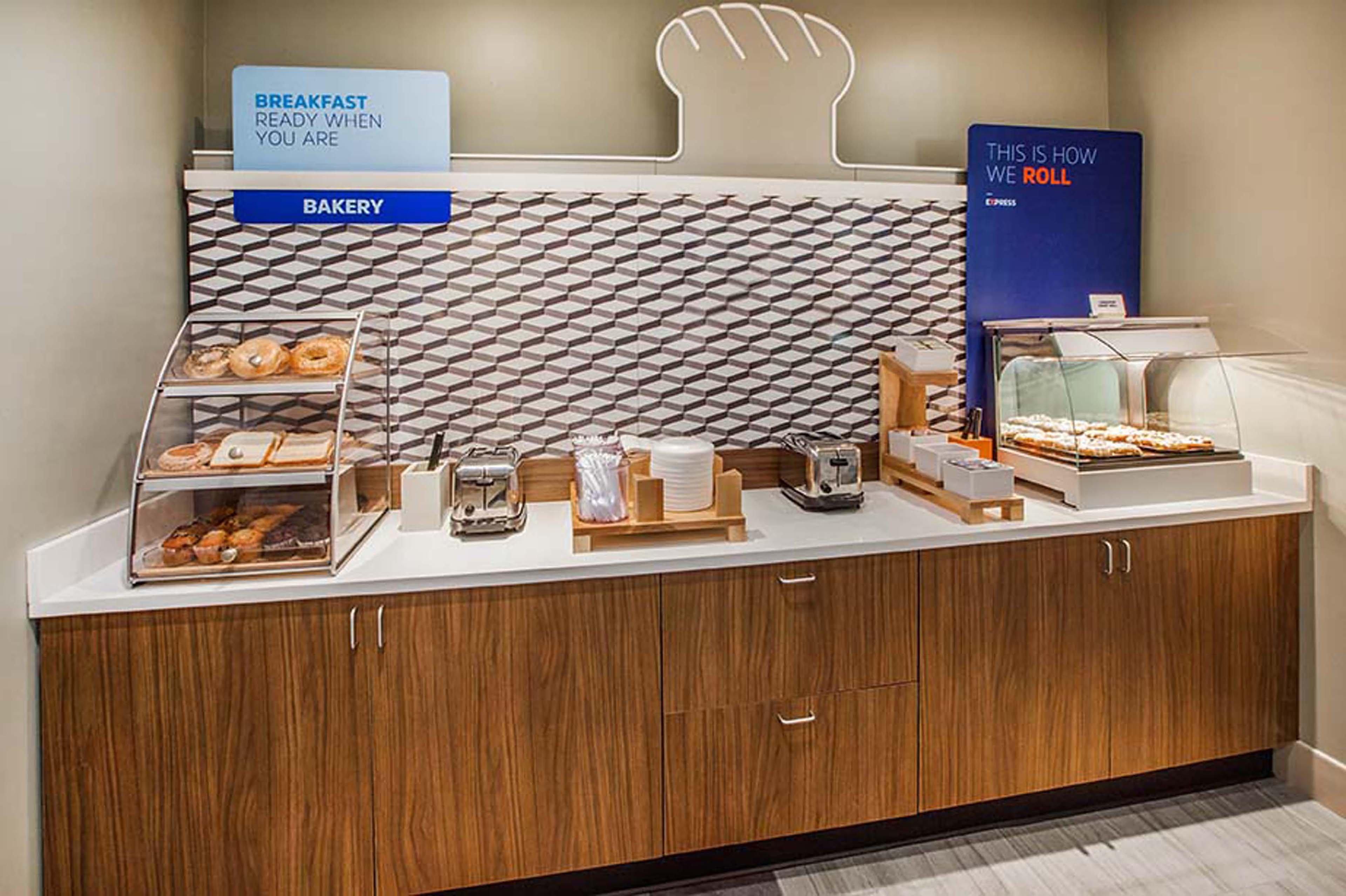 Holiday Inn Express & Suites Toledo South - Perrysburg By Ihg Buitenkant foto